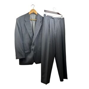 Ungaro Uomo Barneys New York 2-Piece Suit Mens 38R Gray Italian Wool Vintage‎
